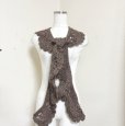 画像2: ハンドメイド　かぎ針編み　ニットケープ　ニットマフラー　ダークブラウン (2)