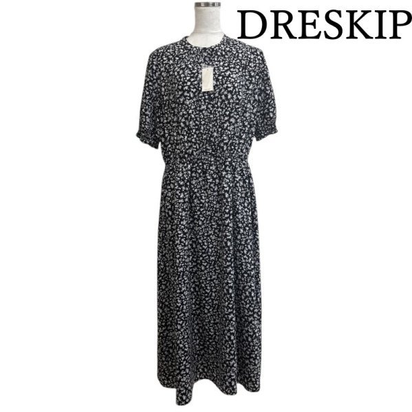 画像1: DRESKIP　ドレスキップ　ロングワンピース　ハンドカラー　半袖　フラワープリント　モノトーン花柄　白　黒　L (1)