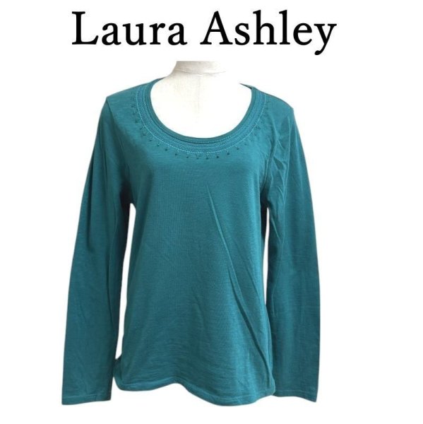 画像1: ローラアシュレイ　Laura Ashley 　レディース　カットソー　ビジュー付き　長袖　エメラルドグリーン　42号　 (1)