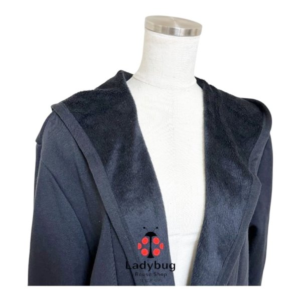 画像2: しまむら　ボタンレス裏起毛スウェットカーディガン　フード付き　黒　ブラック　LL (2)