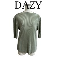 画像1: DAZY　ハイネック　プリーツ　さらさらトップス　5分袖　グリーン　L