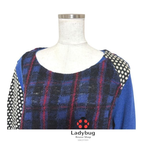 画像2: アルベロベロ　あったかチュニック　フリース　ニット　厚手　ブタワッペン　長袖セーター　ブルー (2)