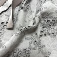 画像5: DoCLASSE ドゥクラッセ　レディース　前ボタン　リネンワンピース　ウエストリボン　グレージュ　刺繍　9号 (5)