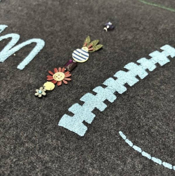 画像7: アルベロベロ　タートルネック　フリースチュニック　マイクロフリース　ブタワッペン　膝丈ワンピース　グレー　 (7)