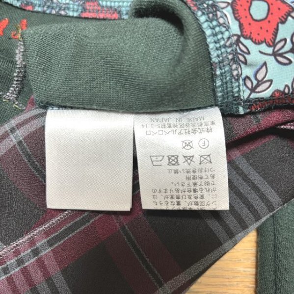 画像11: アルベロベロ　長袖カットソー　Aライン　ロバワッペン　スウェット　デニム　シフォン　切り替え　モスグリーン　チェック　ブラック (11)