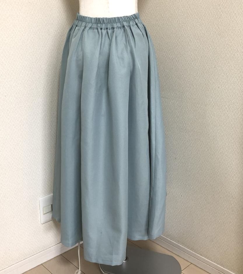 35,999円売れました！Ray cassin レイカズン ブルーのスカート！